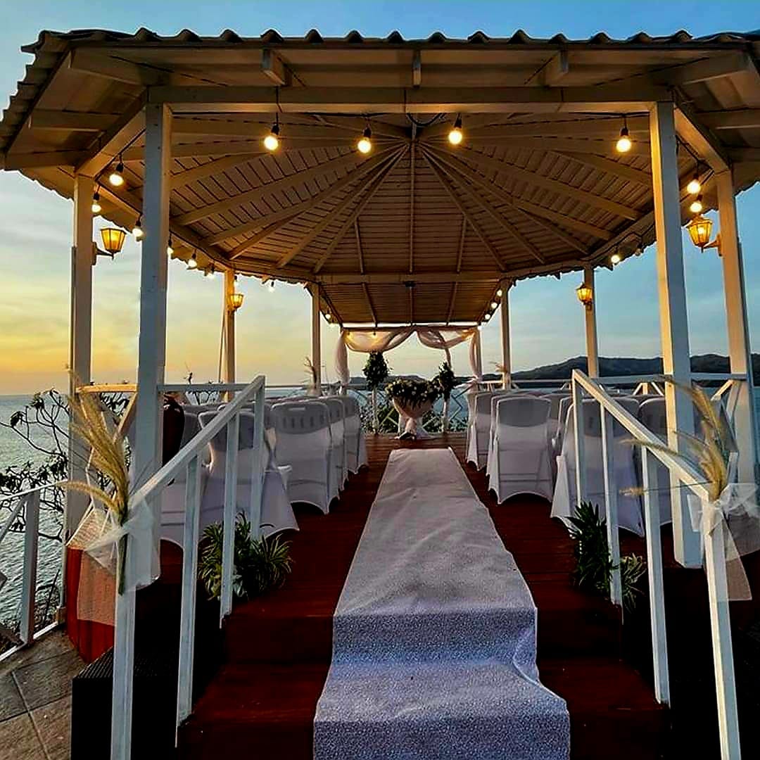 Dunama Flamingo Hotel & Casino | Oceanfront Boutique Hotel & Casino in Playa Flamingo with Private Beach Access and 47 Guestrooms!