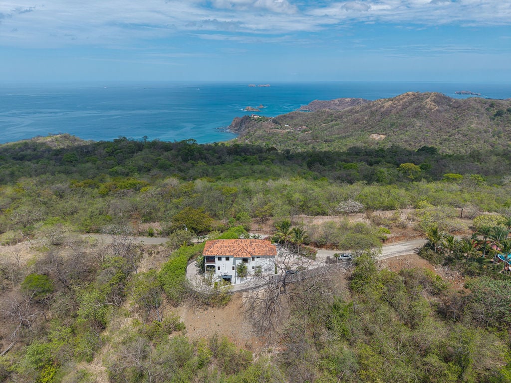 Casa de Estrellas | Elegant 4BR Ocean View Home in Pacific Heights, Potrero