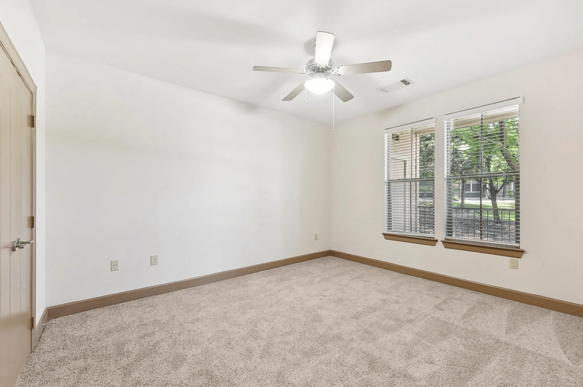 Up to 8 Weeks Free on select units with 12+ month leases