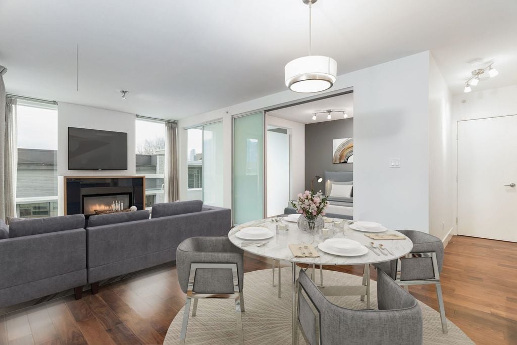 1675 W 8th Ave, #309