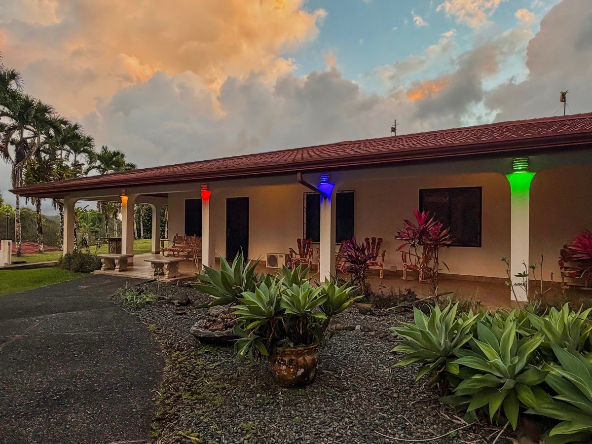 3.64 ACRES – 3 Bedroom Home With Expansive Ocean Views, Multiple Areas to Build, Public Road With Commercial Potential, 10min to the Beach!!