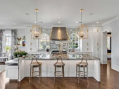 931 White Point Blvd