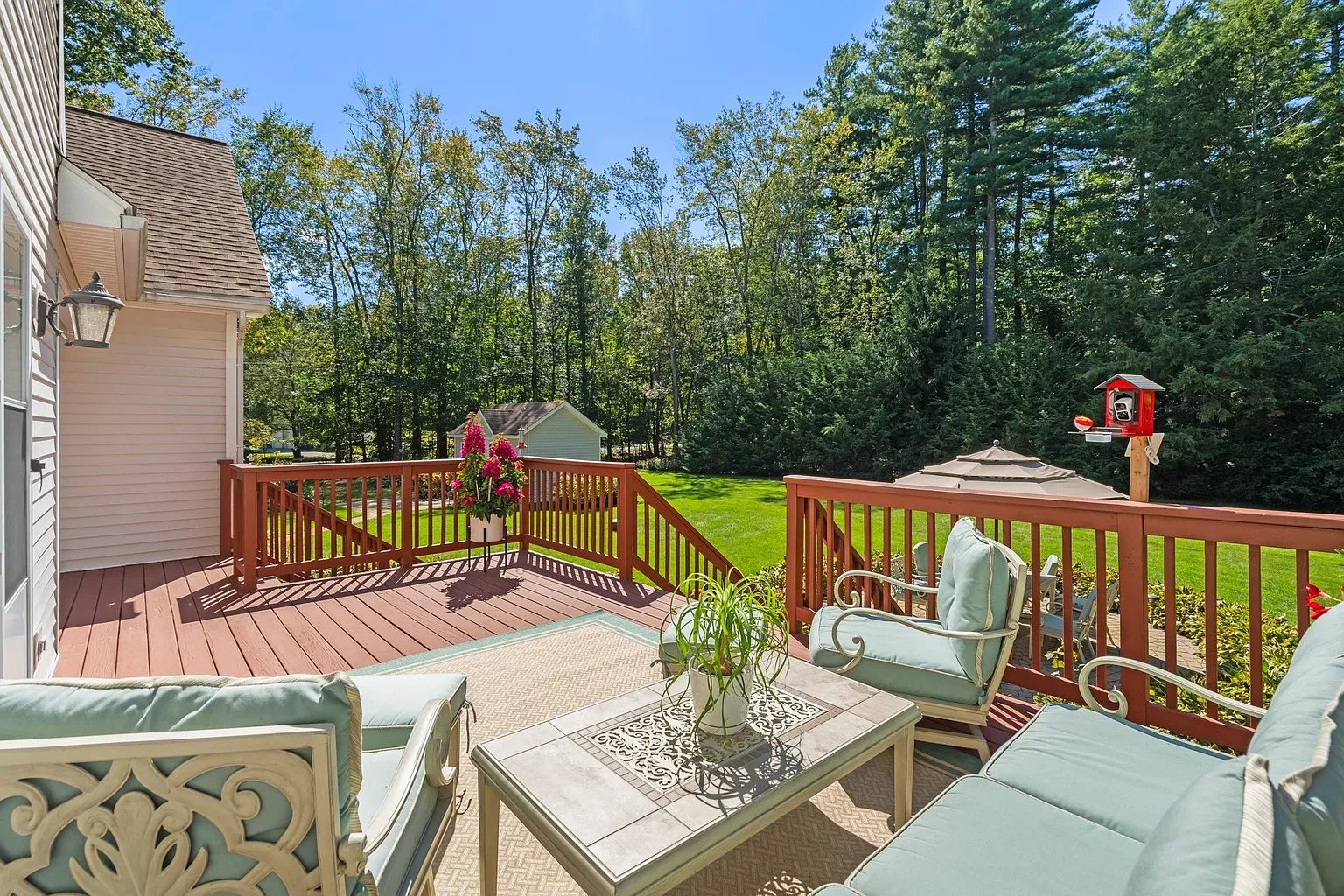 2 Brookside Ln