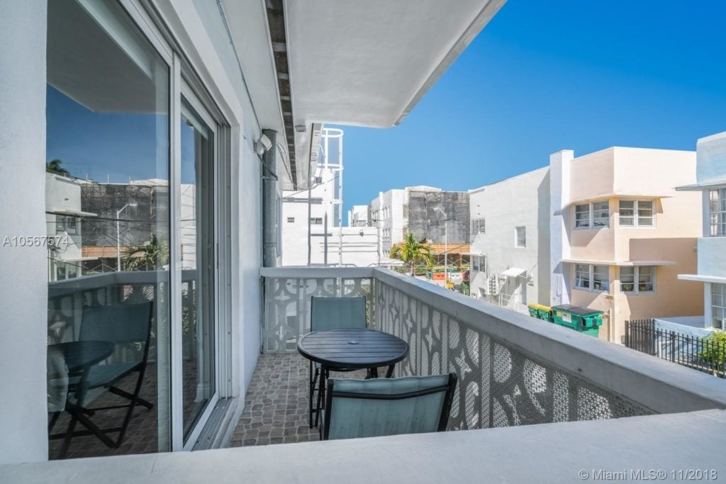 12 Unit Miami Beach Mid-century Building Sells at 751 Meridian by Luca Migliore