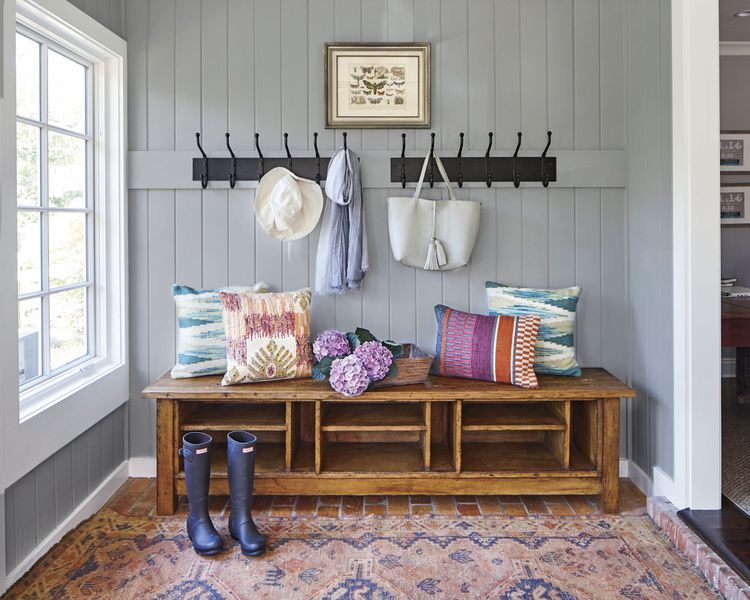 Maximizing Small Spaces: Jessica’s Cozy Interior Design Tips for Fall