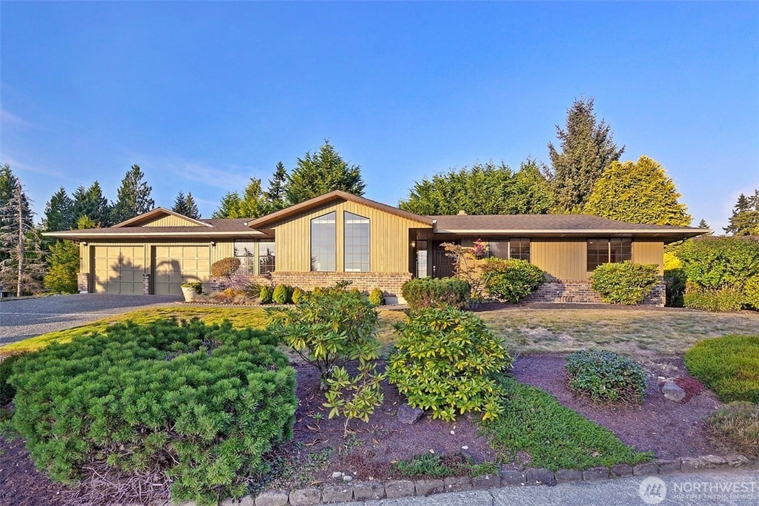4594 71st Street SW