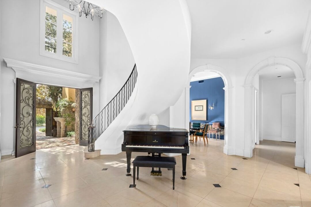Chateau Sapphire