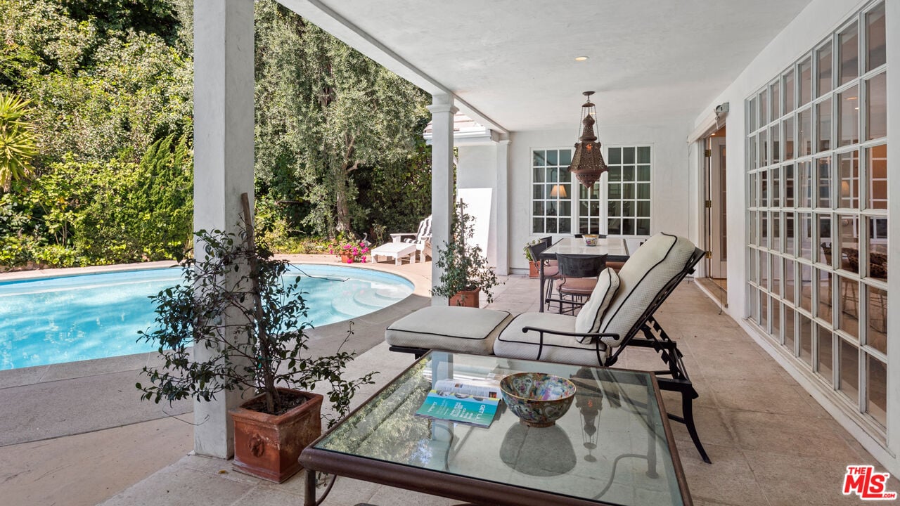 2247 COLDWATER CANYON DR
