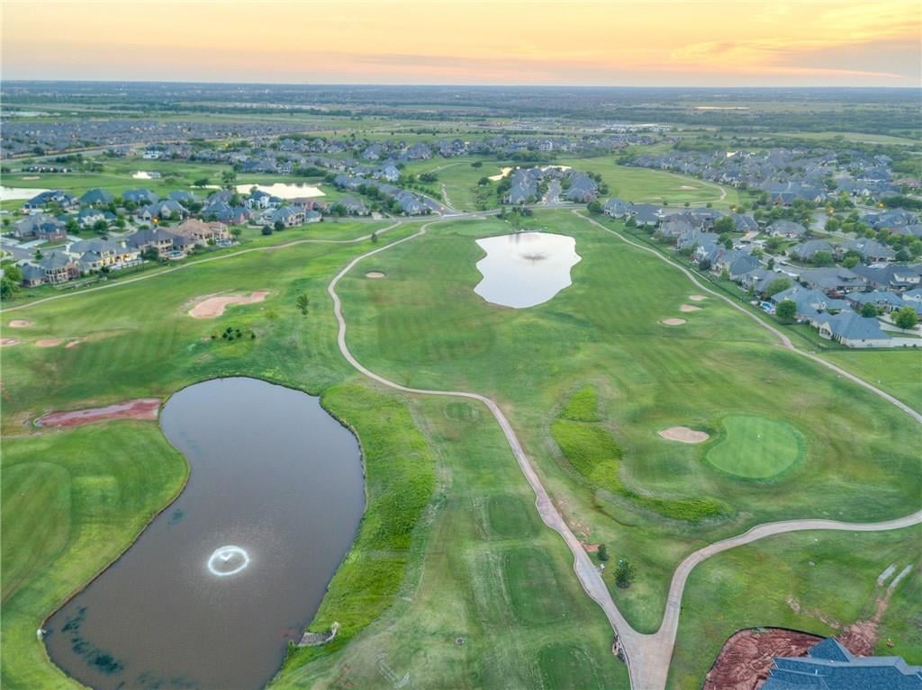 Rose Creek Edmond Oklahoma: Gated Luxury Living, Country Club Lifestyle, and Why Buyers Love This Community - Wyatt Poindexter - The Agency
