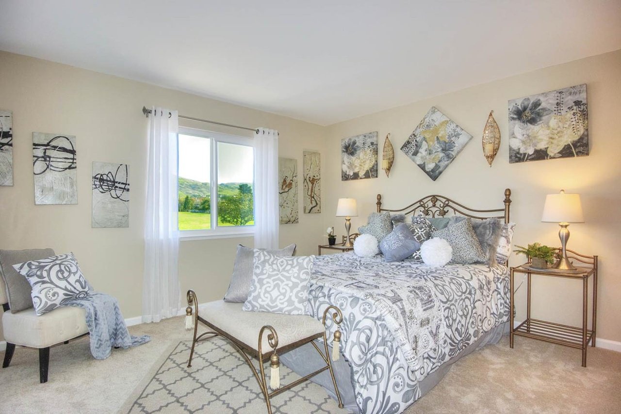 455 S Park Victoria Dr