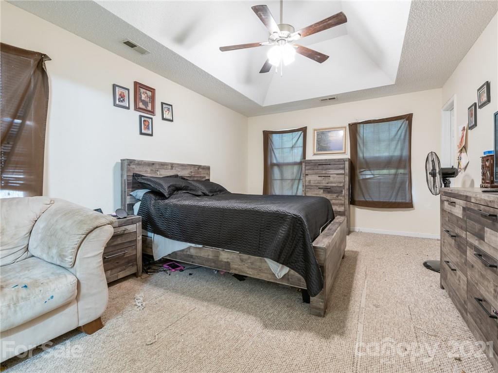 176 Sweet Martha Dr