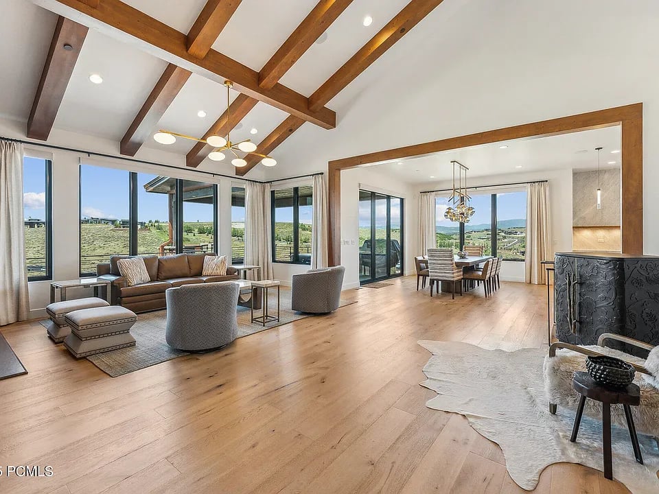 6731 Golden Bear Loop W