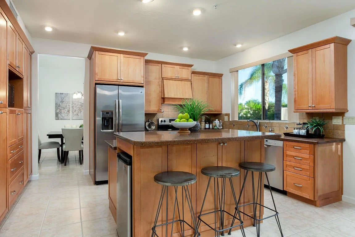8177 E Rita Dr
