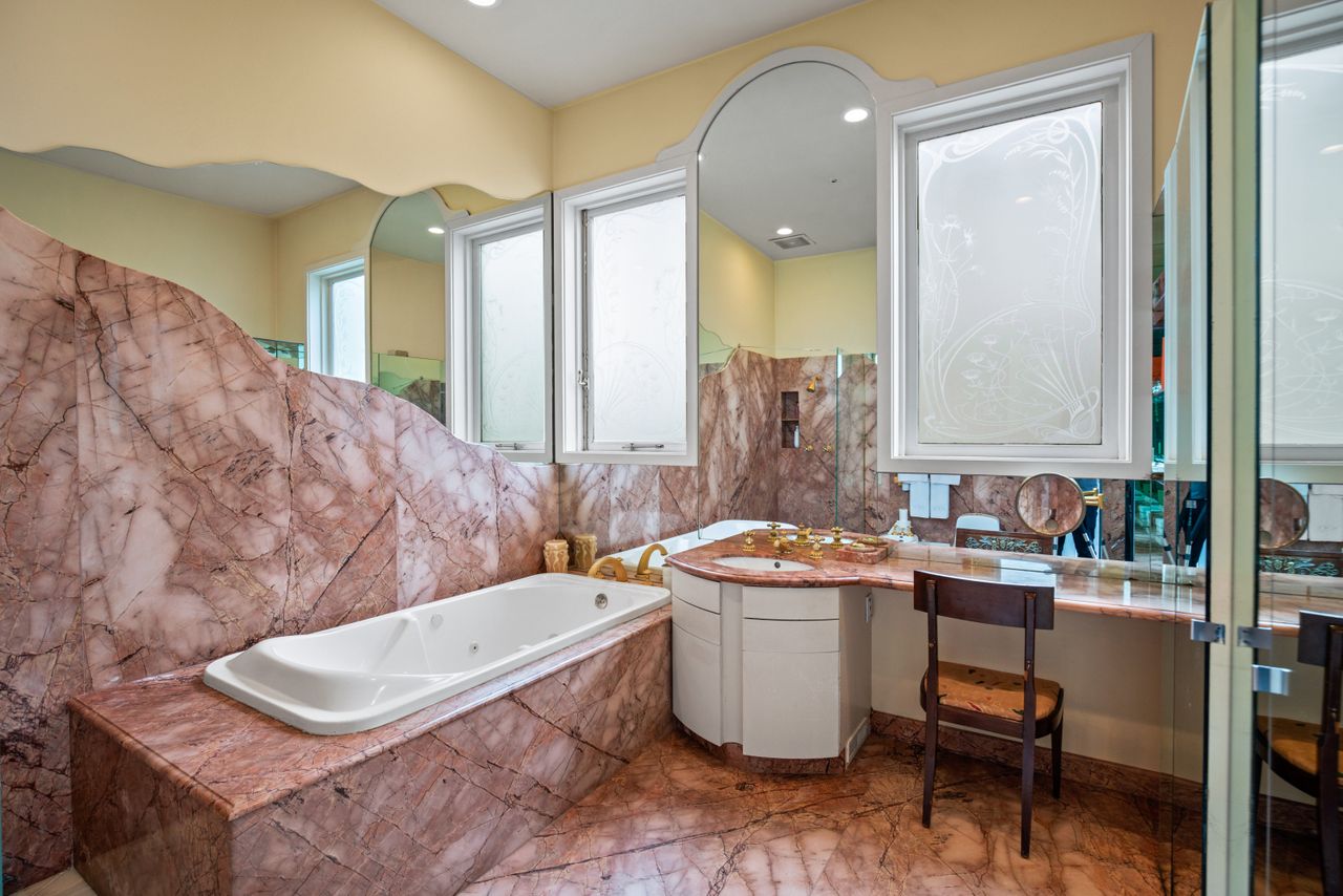 2546 Jackson Street San Francisco, CA 94115