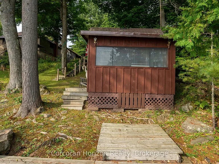1641 Walkers Point Rd