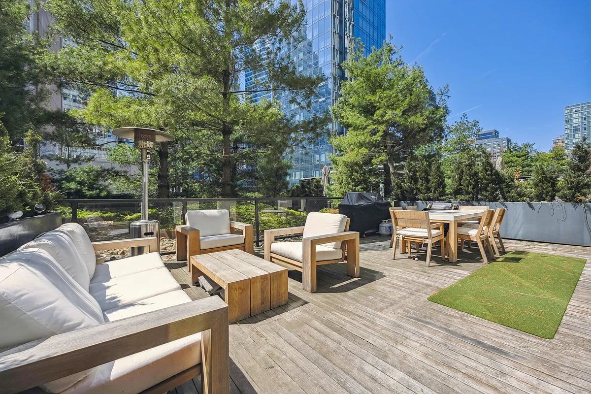 99 Warren Street 5D