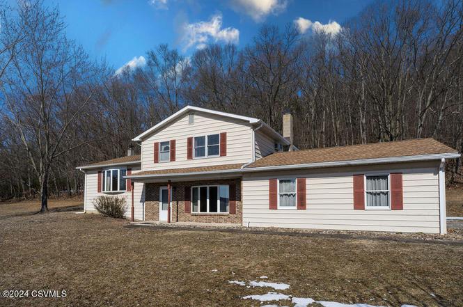 83 Trump Rd