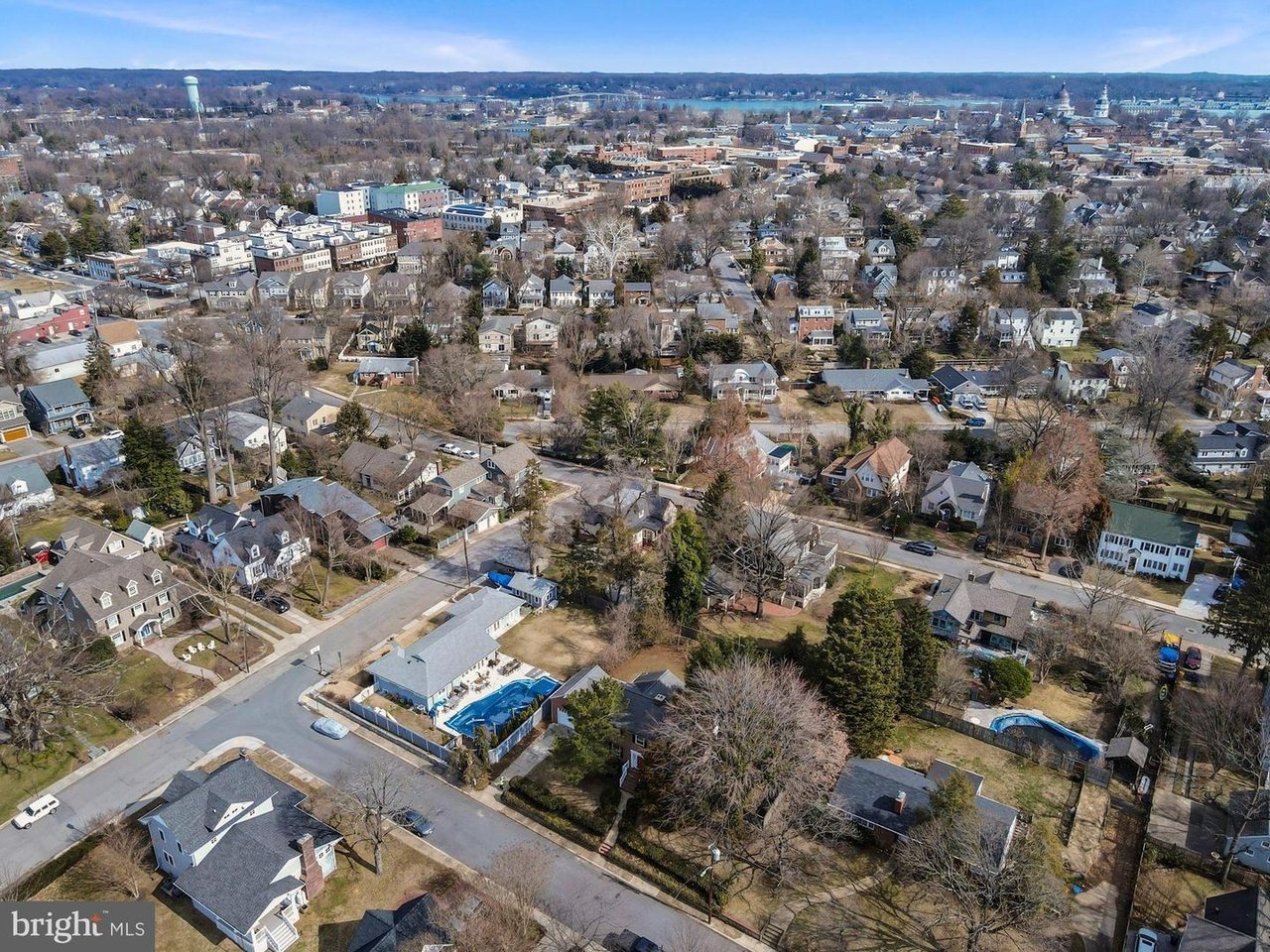 144 Archwood Ave