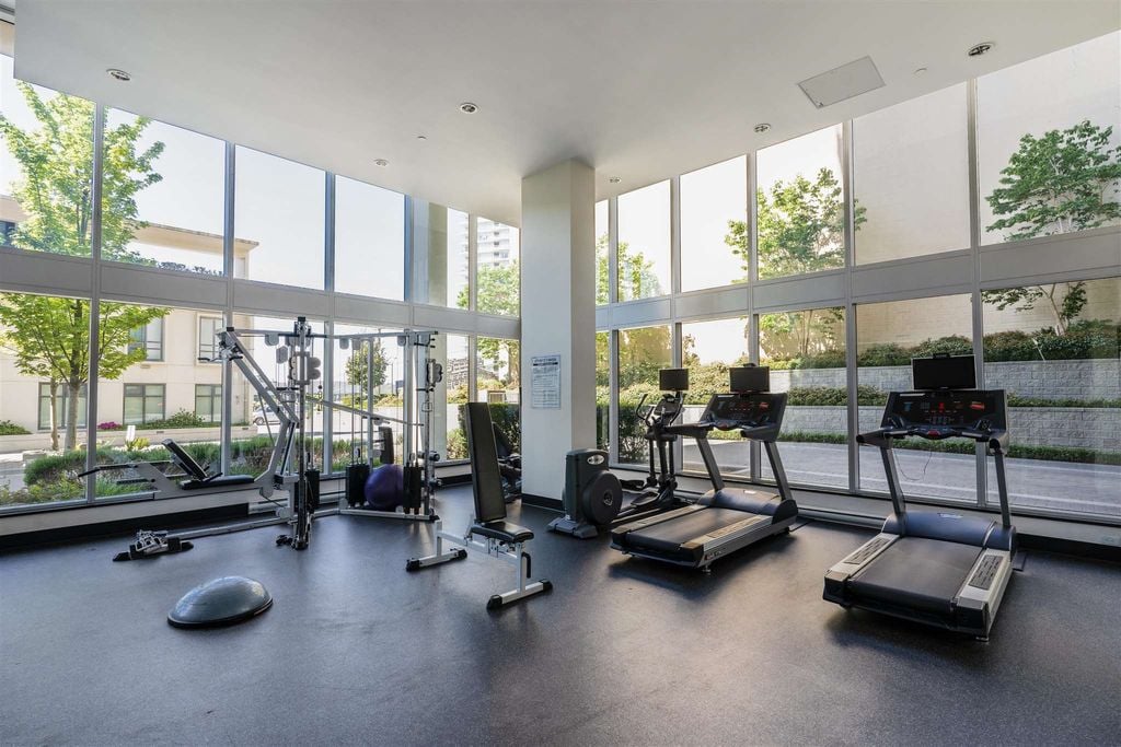 2200 Douglas Rd, #1404