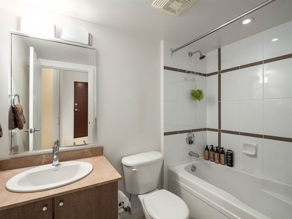 610 Granville St, #1808