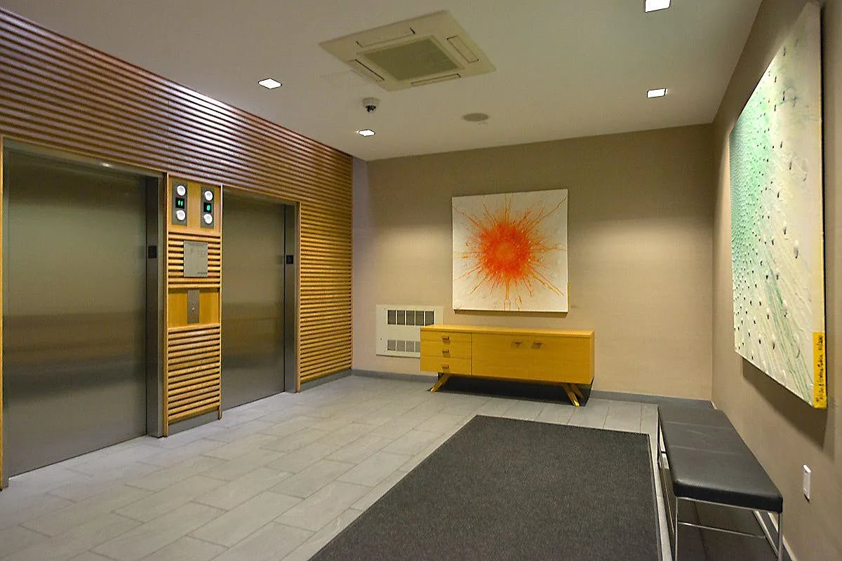 5-49 Borden Ave, #F9