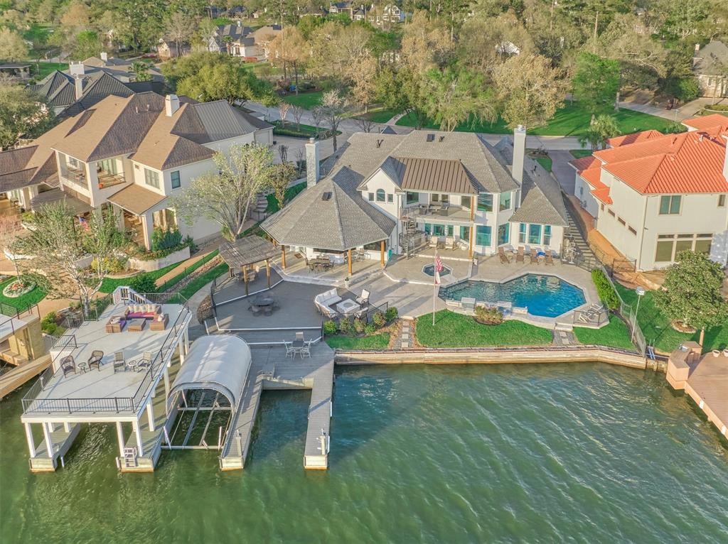 79 Broad Cove Dr