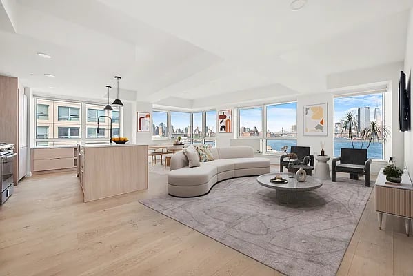 440 Kent Avenue #10A