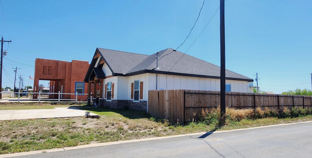 1812 Old Pioneer Rd