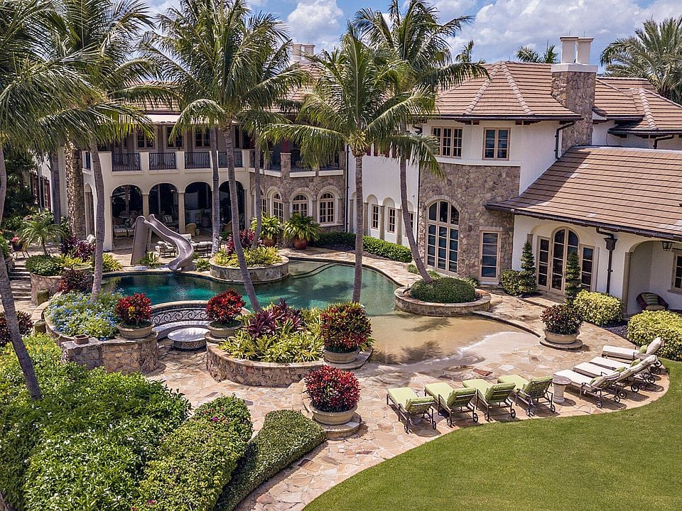 200 W Coconut Palm Road
