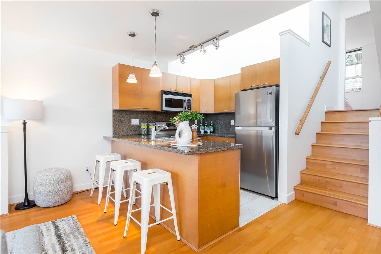 1250 W 6th Ave, #11