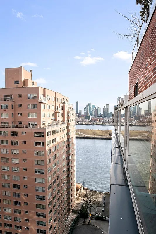 50 Sutton Place S, #21C