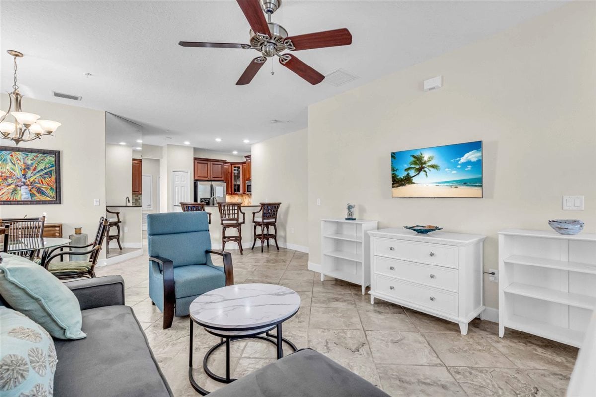 8106 Moonstone Dr #17-204