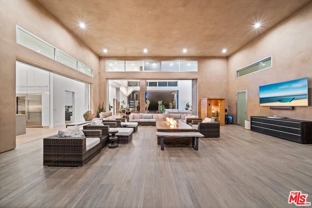 10715 Yerba Buena Rd