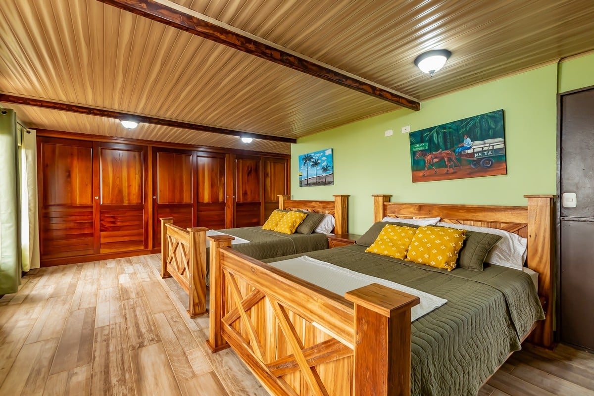 1.8 ACRES – 4 Bedroom Panoramic Ocean & Mountain View Paradise Home Tucked Away in Complete Privacy With Tropical Gardens & Fruit Trees!!!