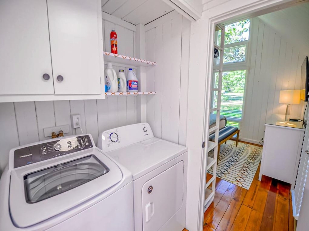 18 Old Harbor Ln