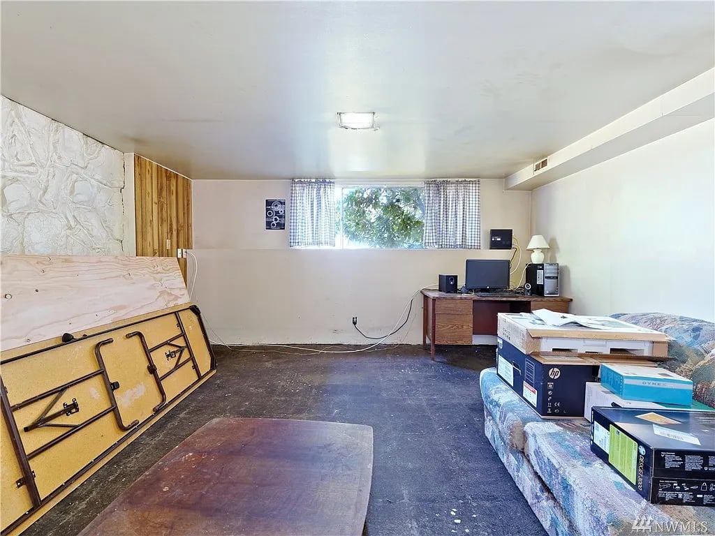 4909 216th Pl SW