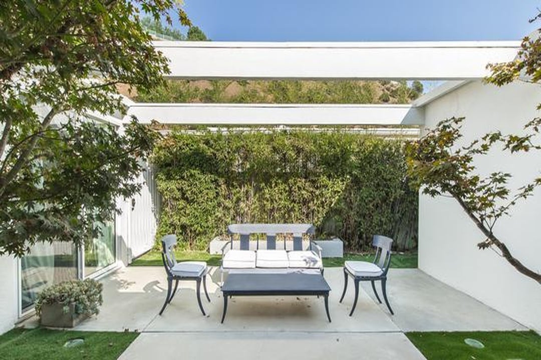 Villa Pristine