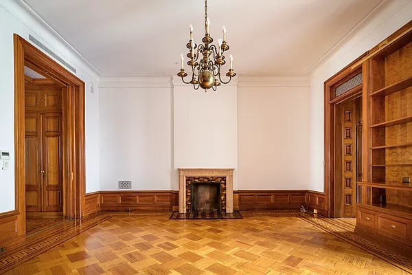 37 West 74th Street