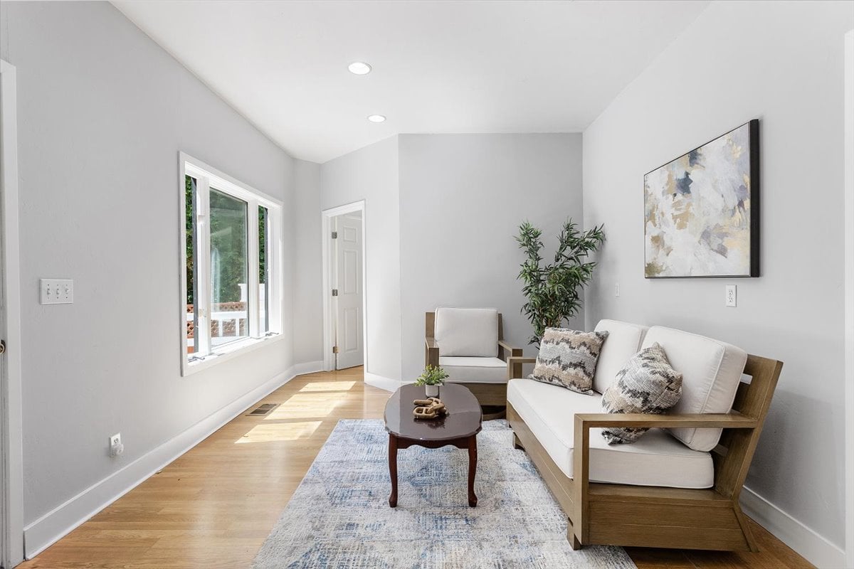 14275 Saratoga Avenue, Saratoga