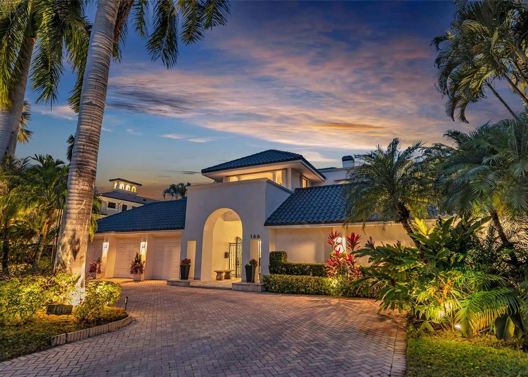 166 Royal Palm Dr