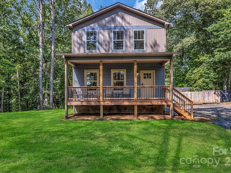 428 Emmas Grove Rd