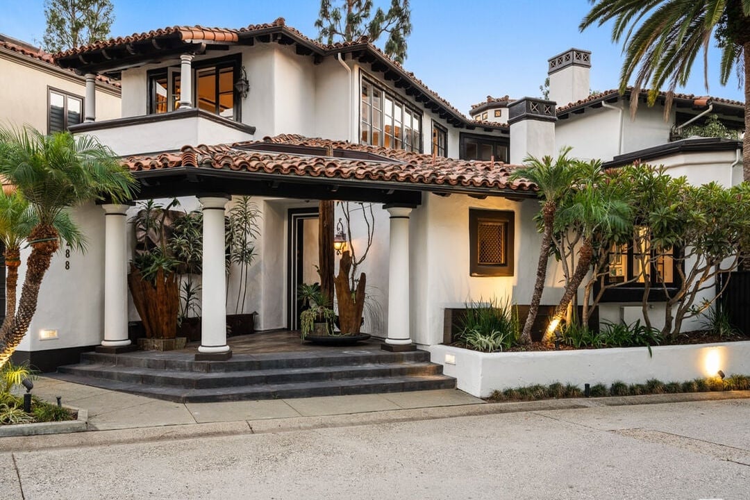 Century Woods Dr, 90067