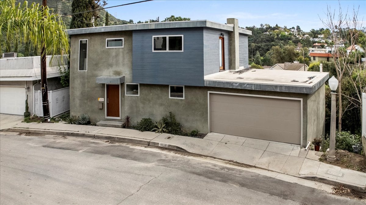 Hollywood Manor Bird's Nest