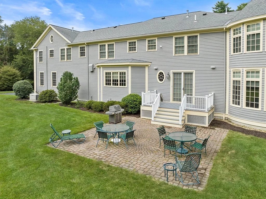 15 Rockport Rd