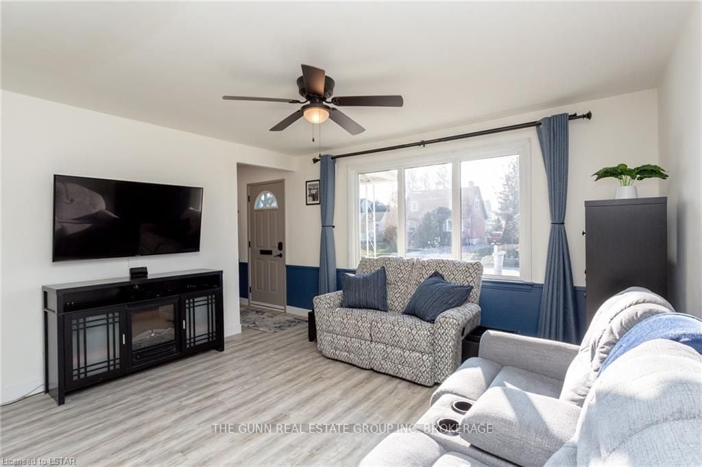 22 Thomas Janes Dr