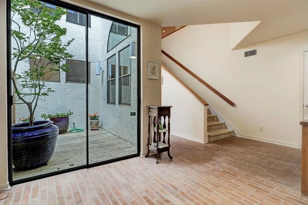 119 Sage Rd
