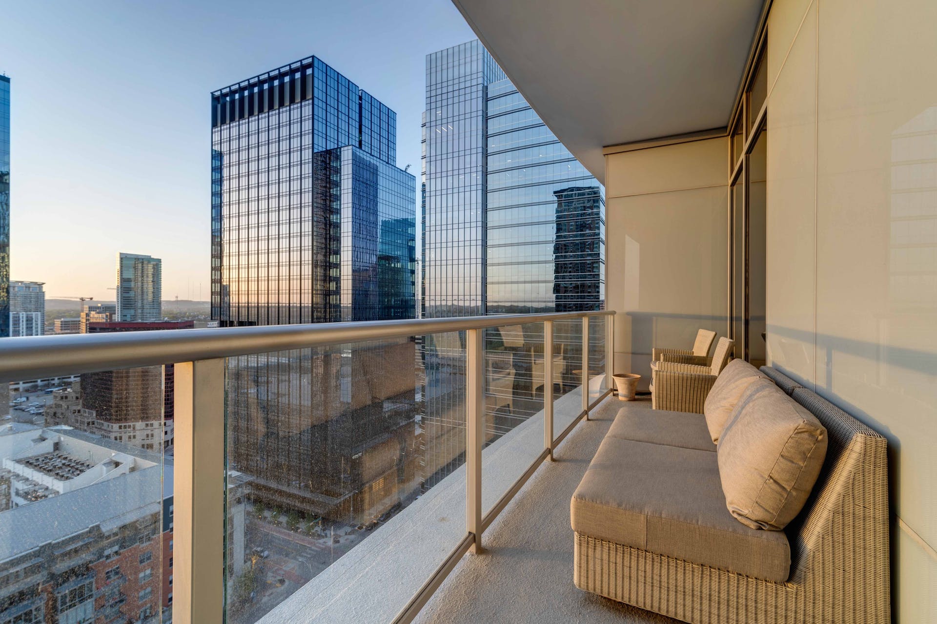 200 Congress Avenue #19AC