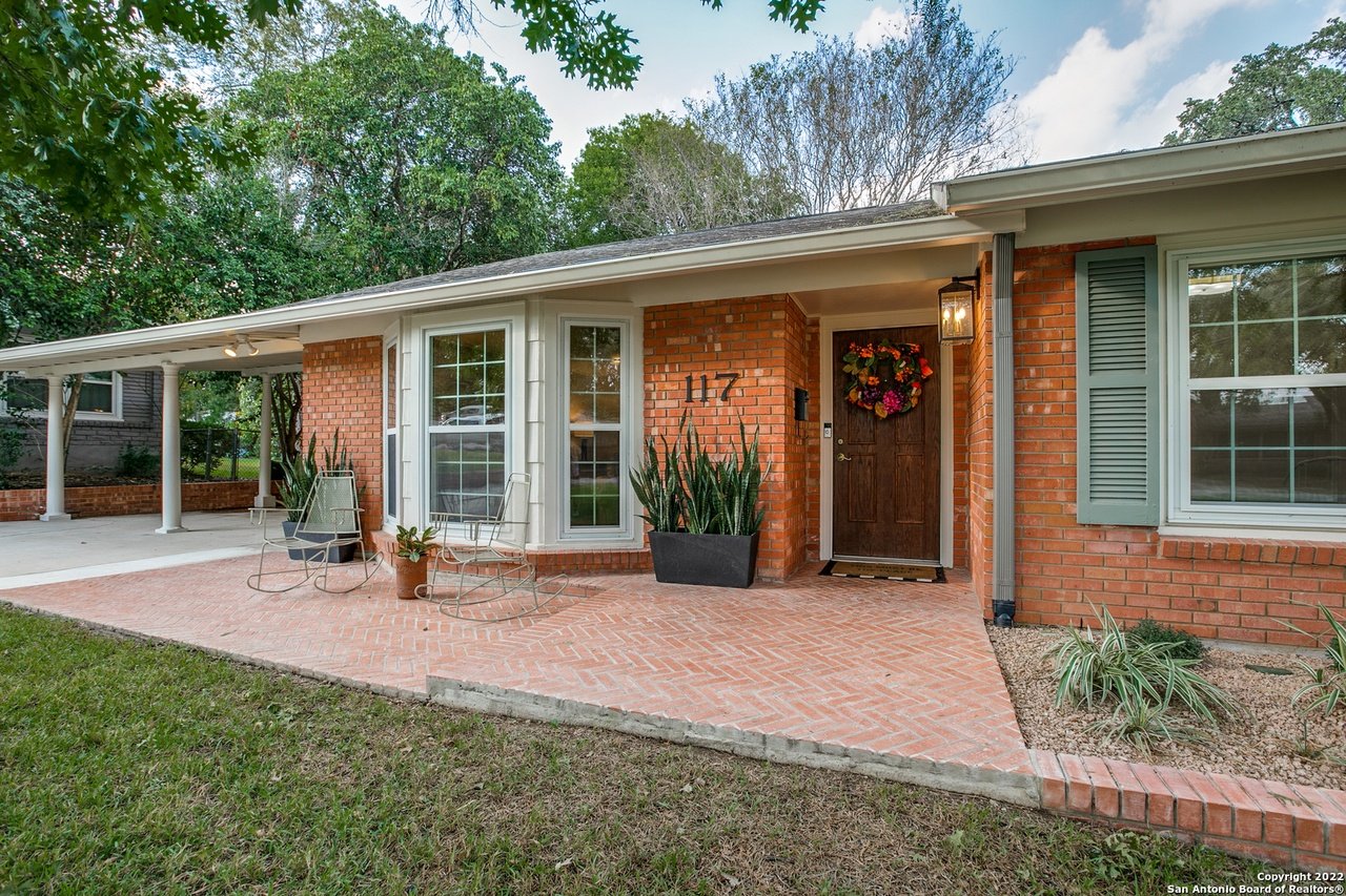 117 Kinross Dr