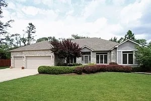 805 Grove Ave W