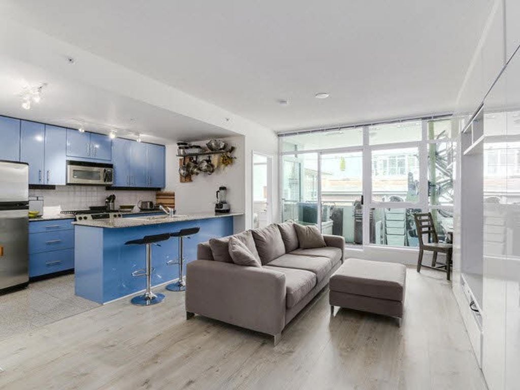 100 E Esplanade Ave, #601